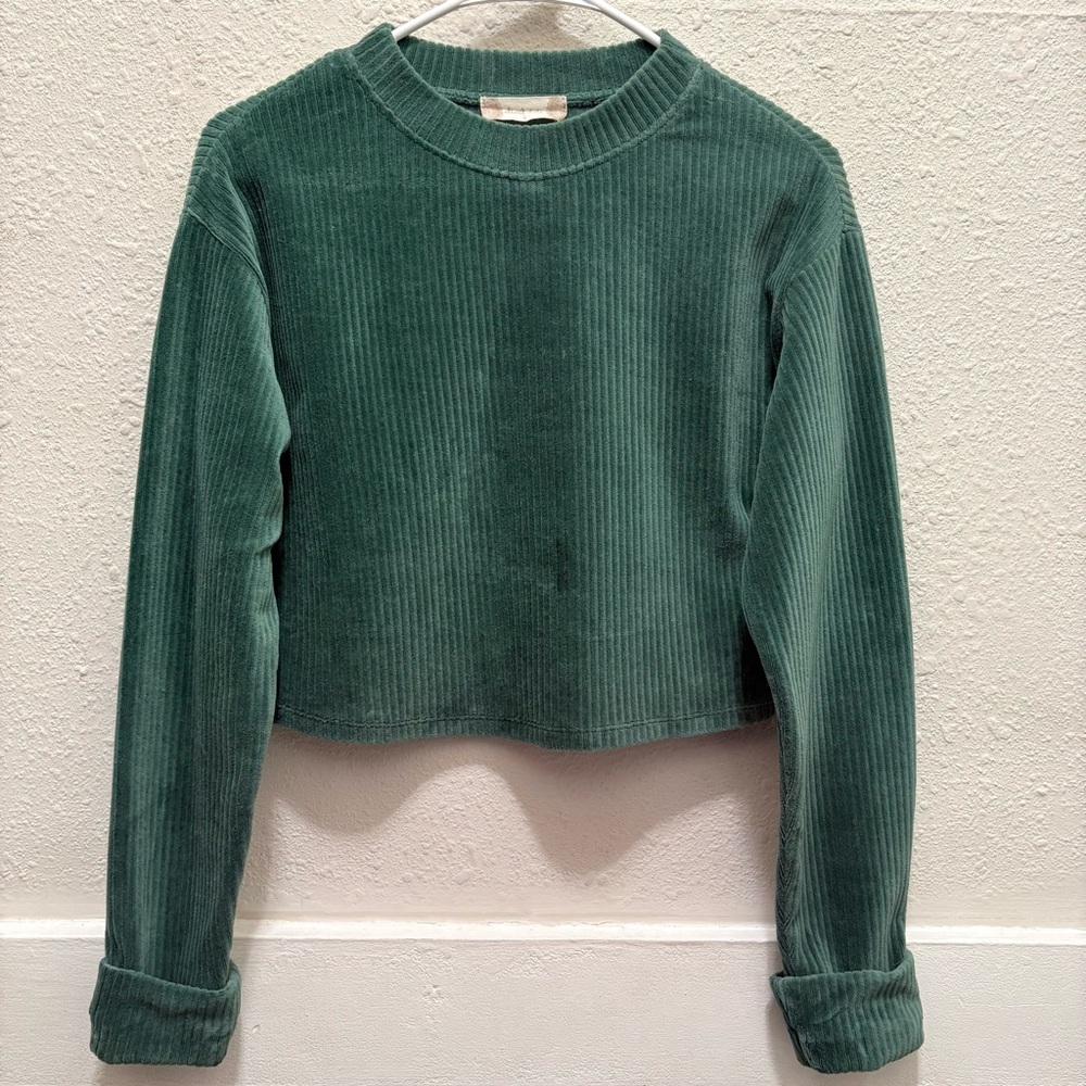Altar'd State Green Ribbed Velour Cropped Pullover Size Small